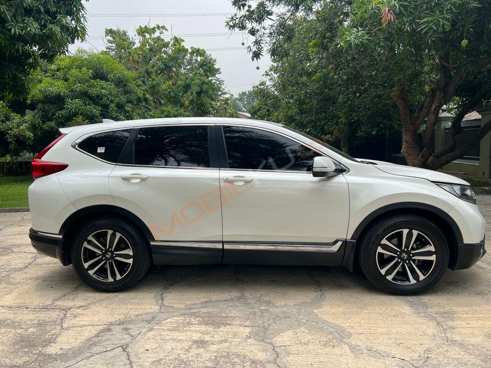 Mobil Honda CR-V 2017