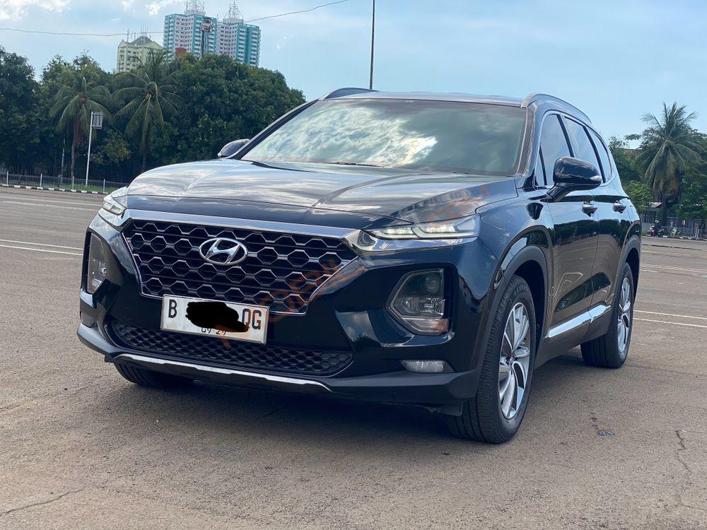 Mobil Hyundai Santa Fe 2018