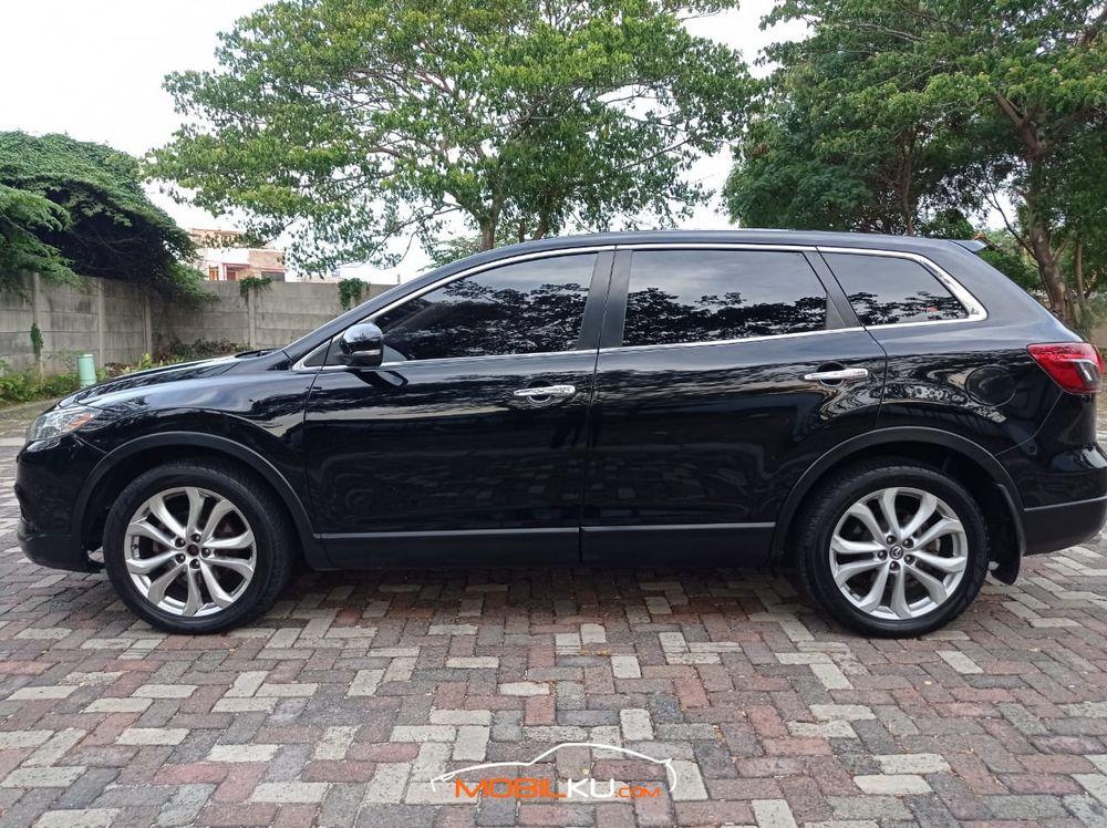 Mobil Mazda CX-9 2013