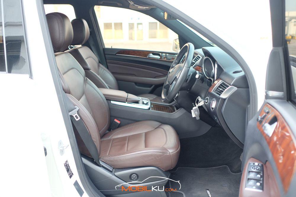Mobil Mercedes-Benz ML 2015