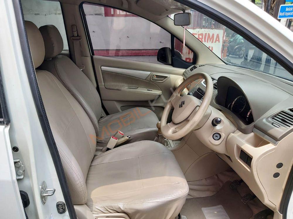 Mobil Suzuki Ertiga 2015