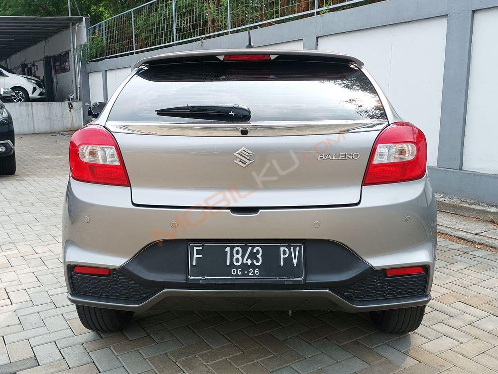 Mobil Suzuki Baleno 2021