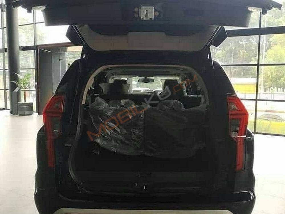 Mobil Mitsubishi Pajero Sport 2022