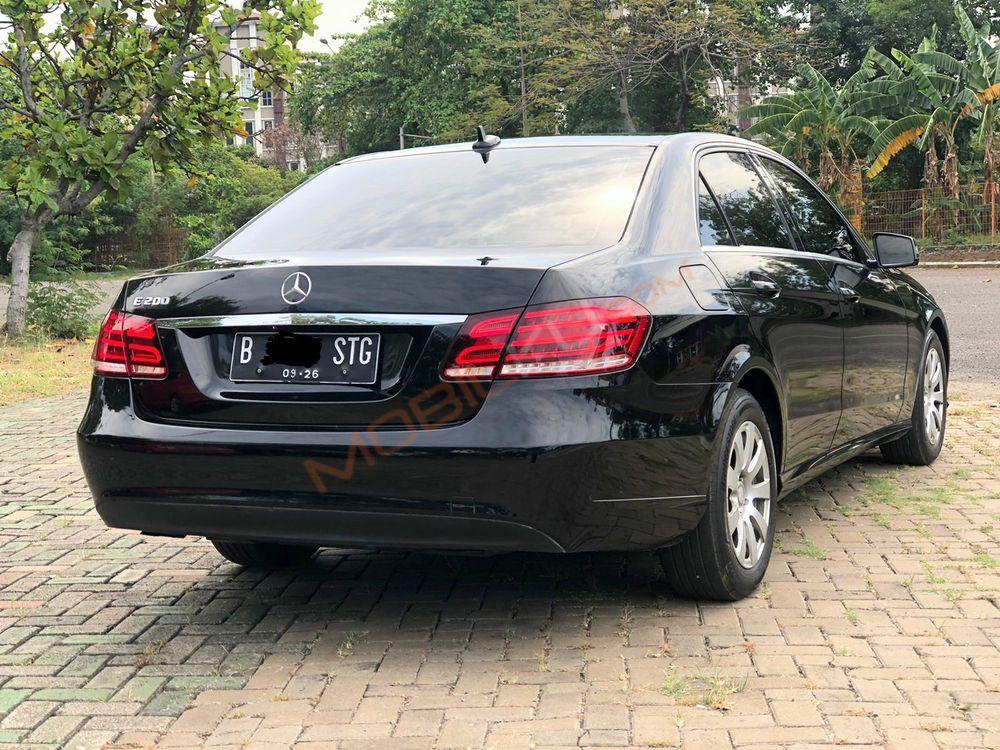 Mobil Mercedes-Benz E-Class 2016