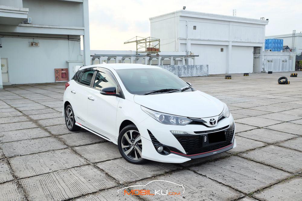 Mobil Toyota Yaris 2019