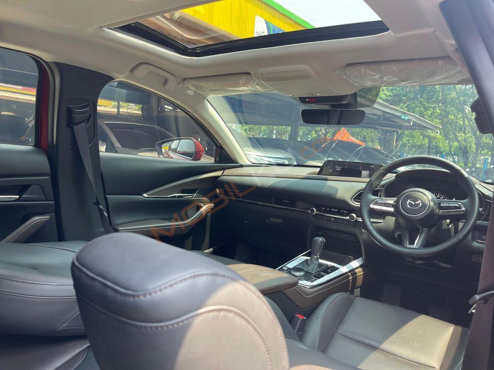 Mobil Mazda CX-30 2023