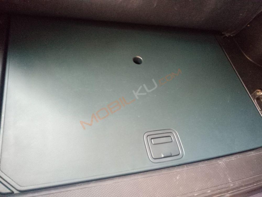 Mobil Honda CR-V 2004