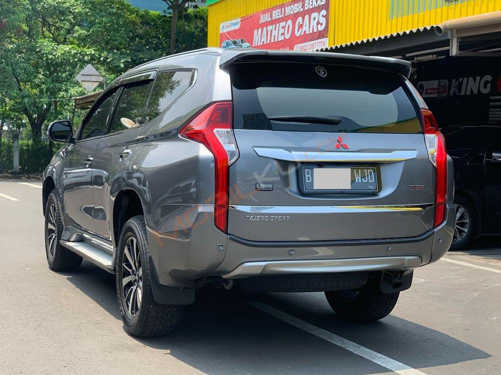 Mobil Mitsubishi Pajero Sport 2016