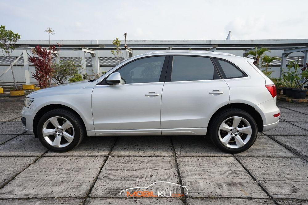 Mobil Audi Q5 2012