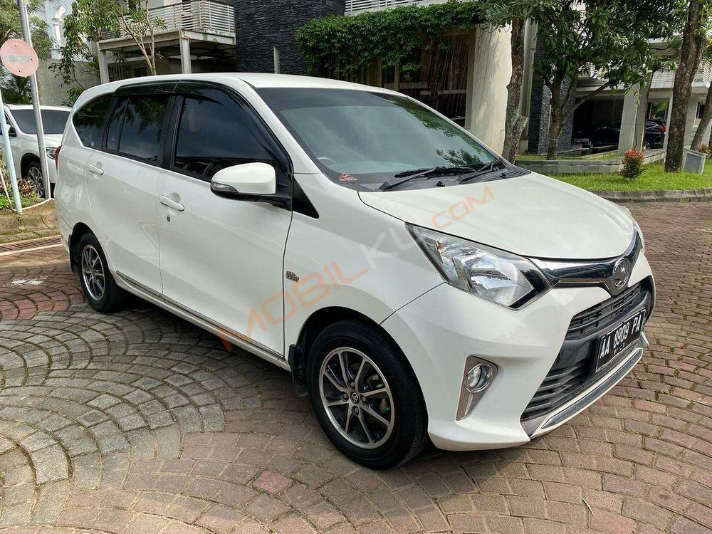 Mobil Toyota Calya 2018