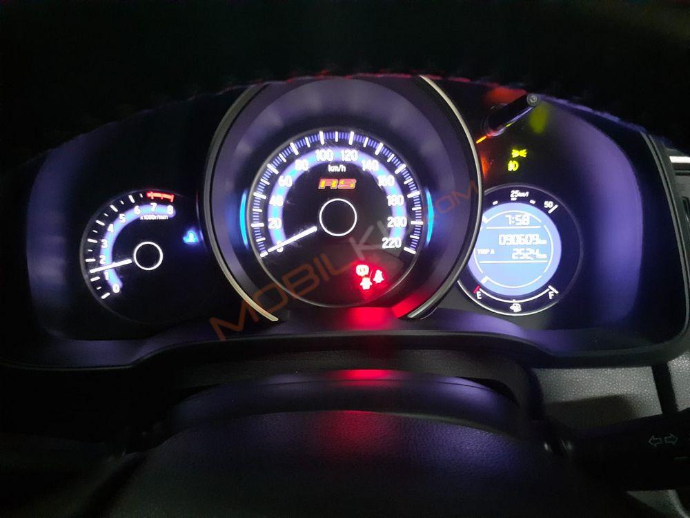 Mobil Honda Jazz 2015