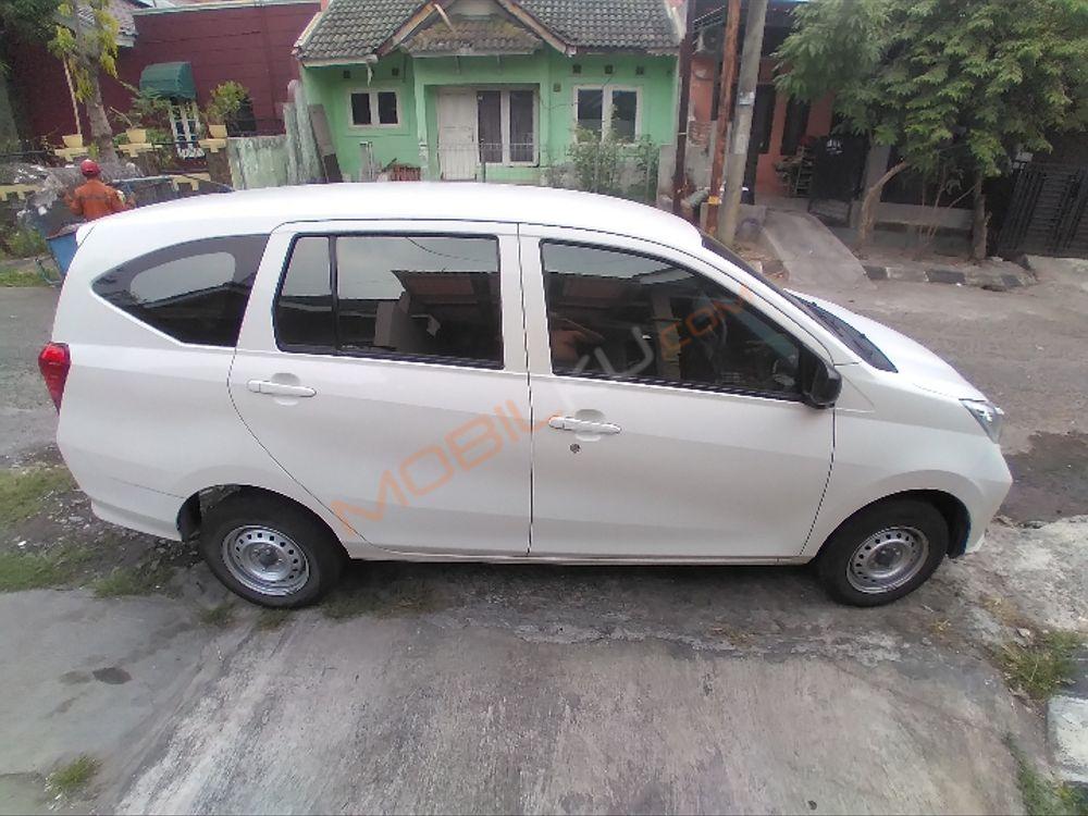Mobil Daihatsu Sigra 2022