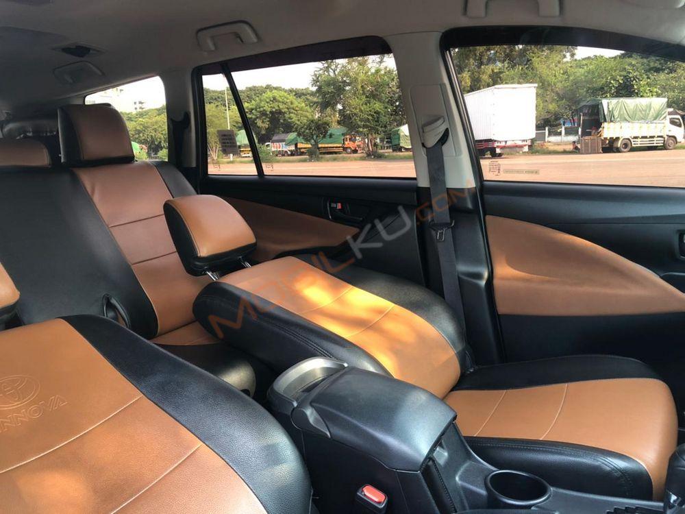 Mobil Toyota Kijang Innova 2020