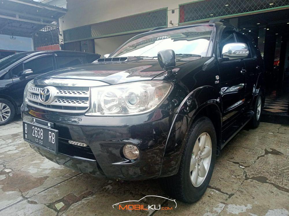Mobil Toyota Fortuner 2007