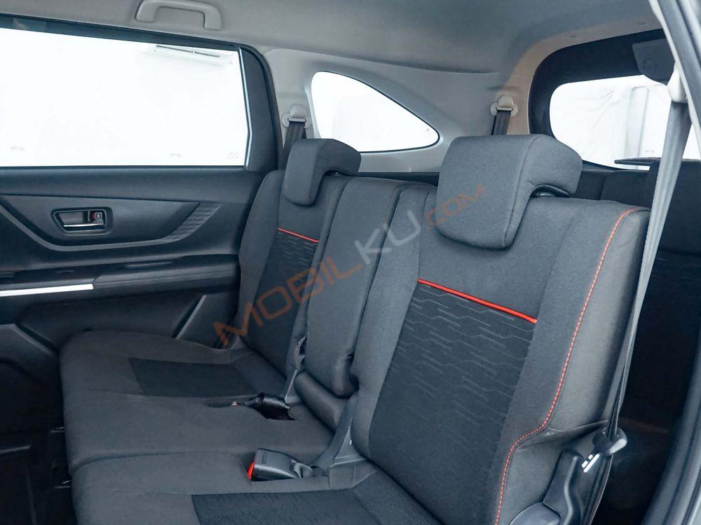 Mobil Daihatsu Xenia 2023