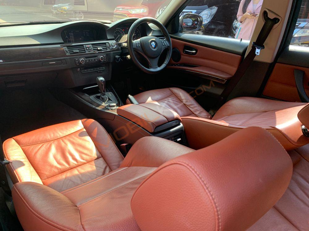 Mobil BMW 3 Series 2011