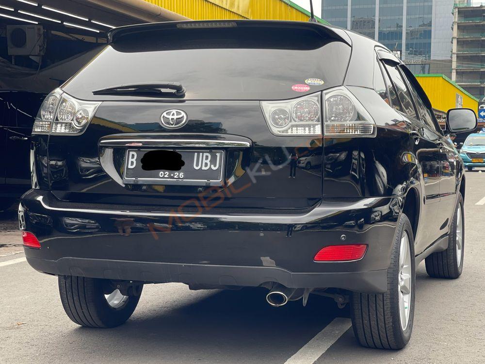 Mobil Toyota Harrier 2006