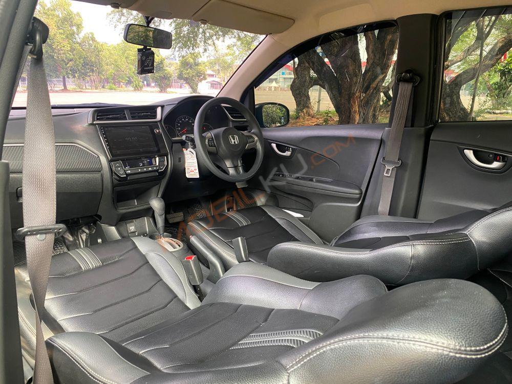Mobil Honda Brio 2021