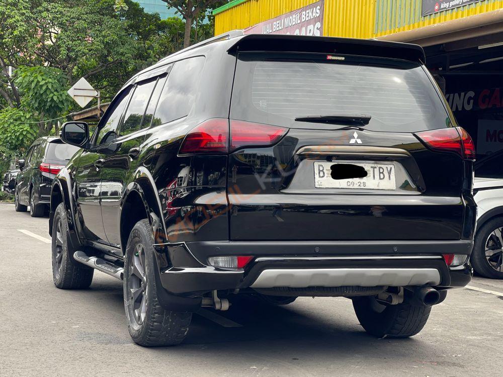 Mobil Mitsubishi Pajero Sport 2013