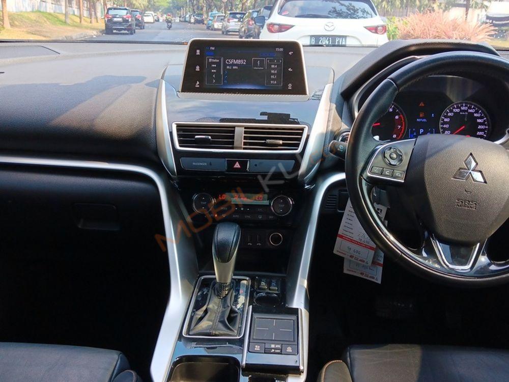 Mobil Mitsubishi Eclipse Cross 2019