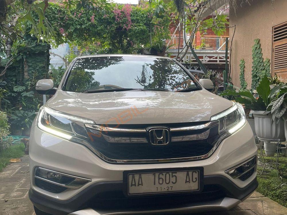 Mobil Honda CR-V 2016