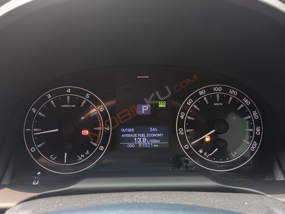 Mobil Toyota Kijang Innova 2017