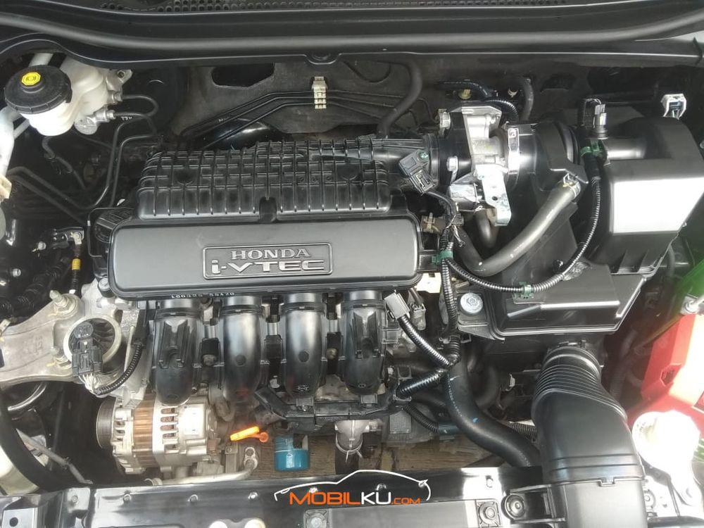 Mobil Honda HR-V 2016