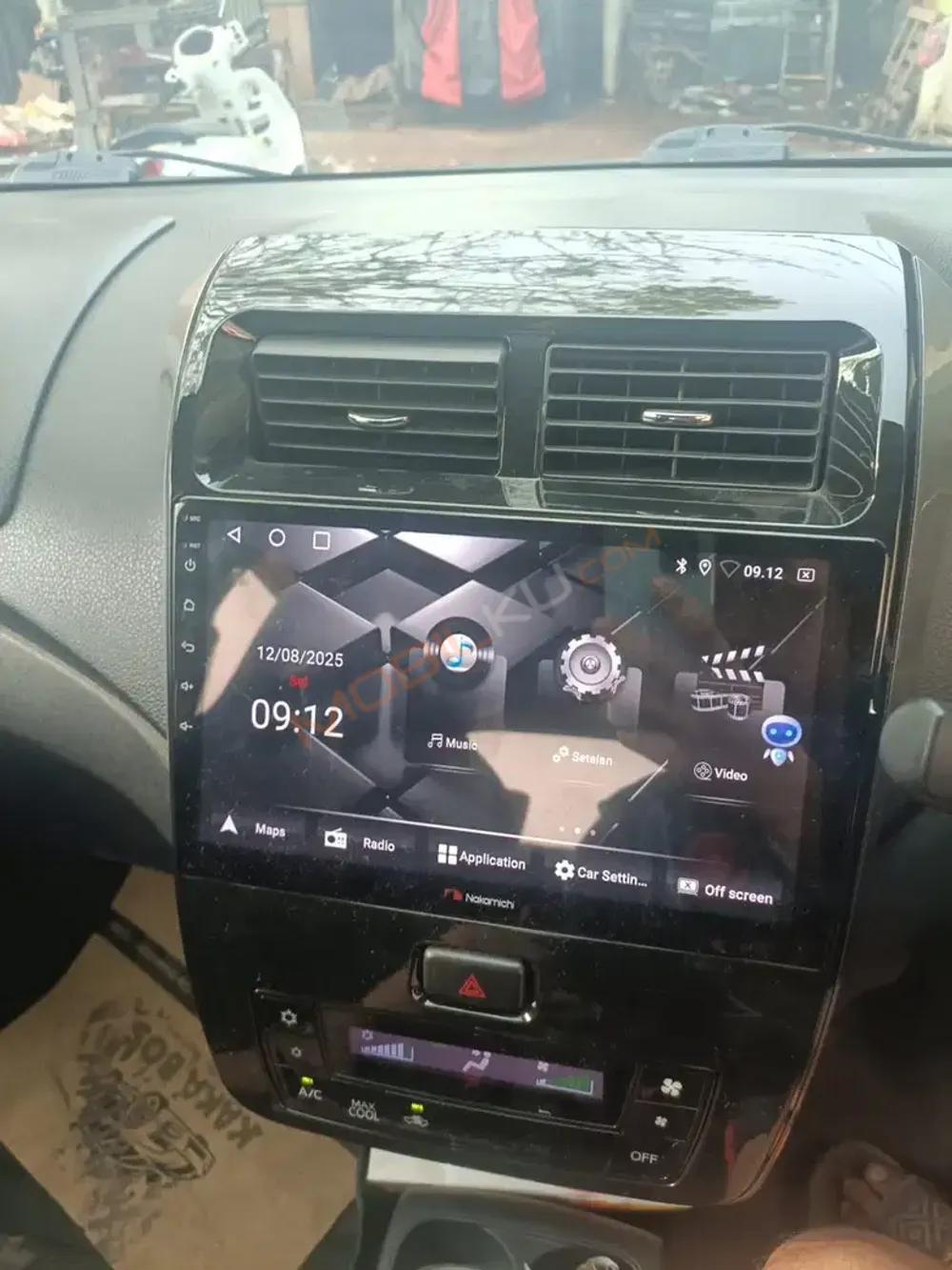 Mobil Daihatsu Ayla 2021