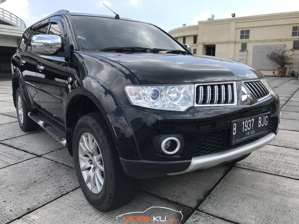Mobil Mitsubishi Pajero Sport 2012