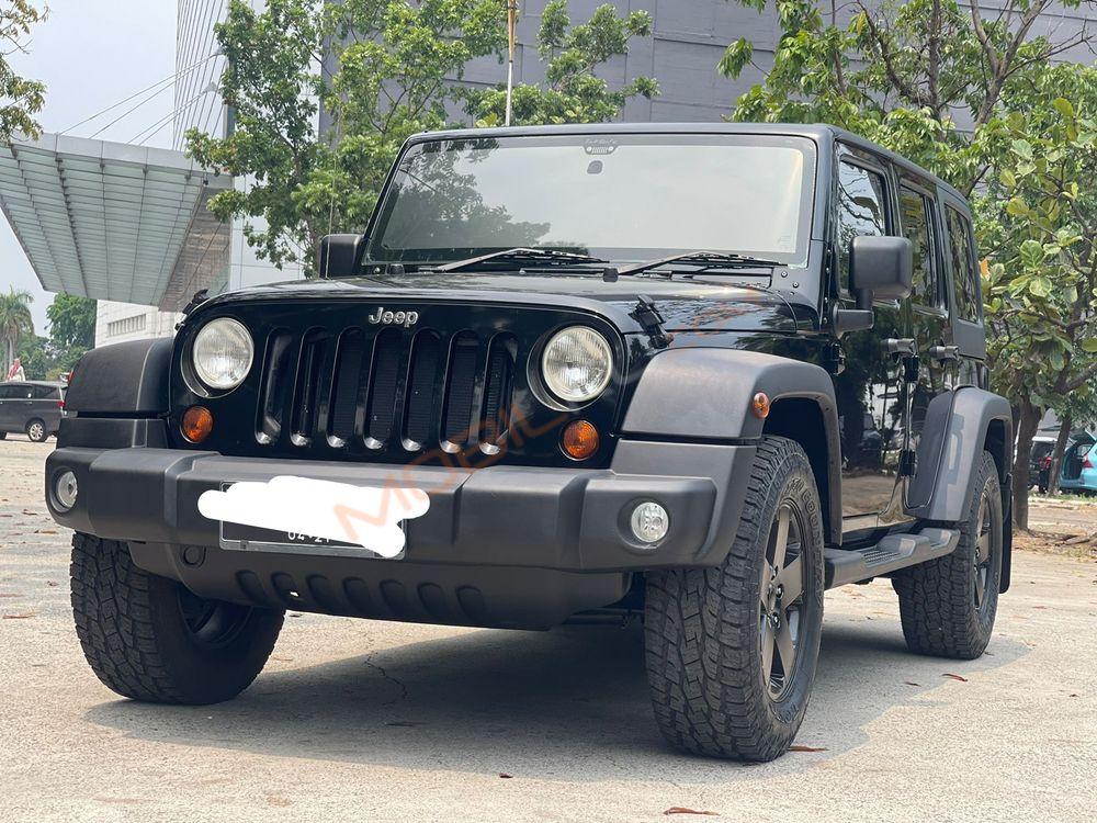 Mobil Jeep Wrangler 2011