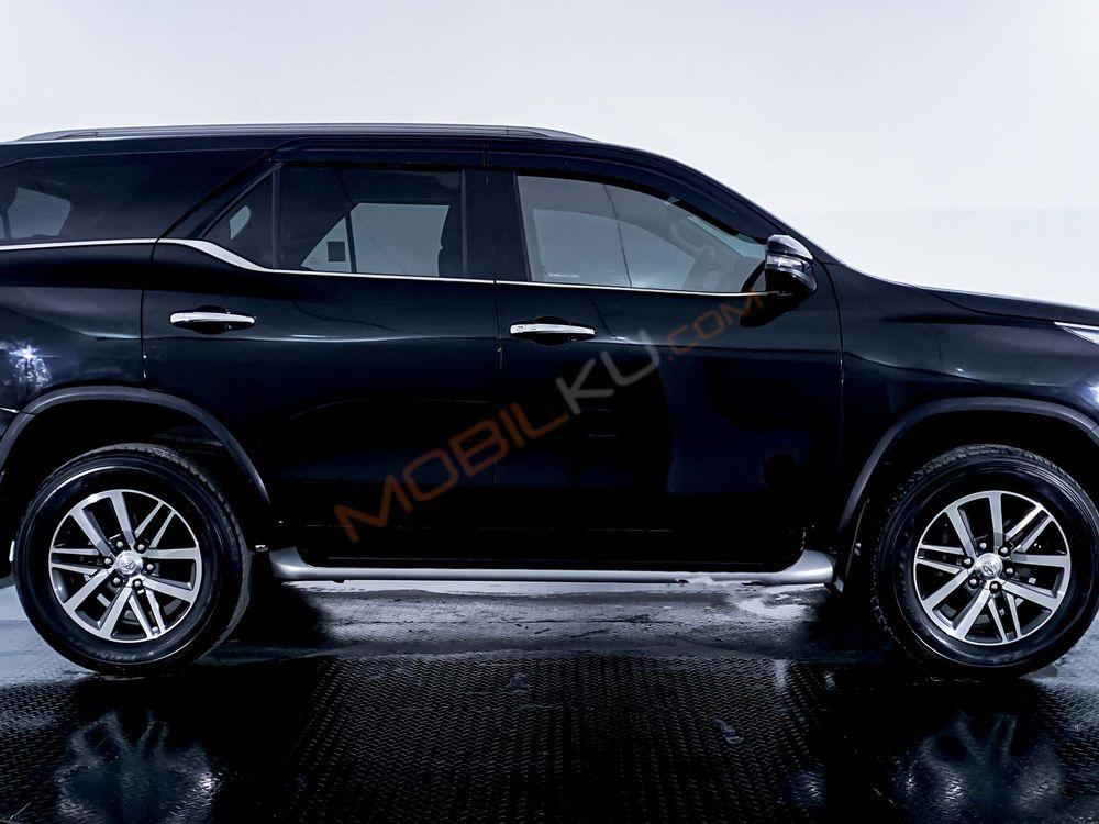 Mobil Toyota Fortuner 2019