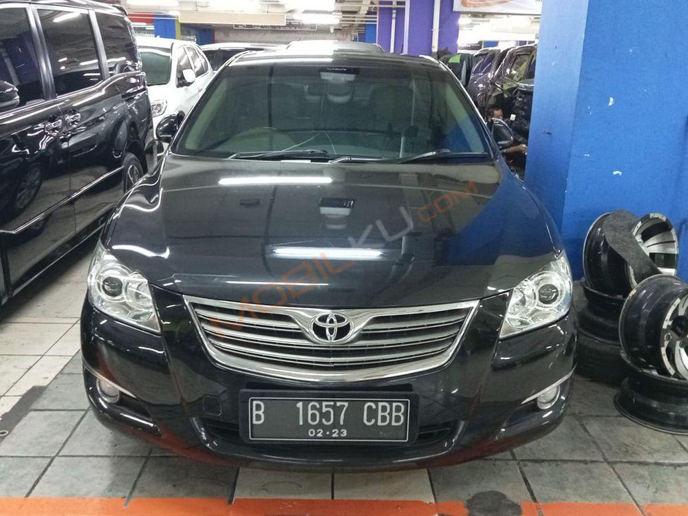 Mobil Toyota Camry 2007