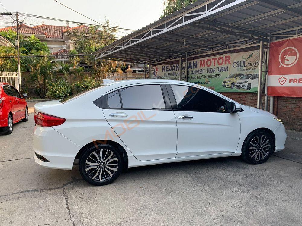 Mobil Honda City Sedan 2017