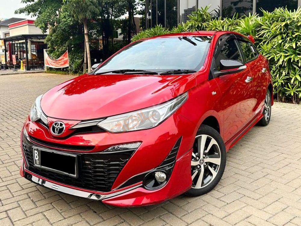 Mobil Toyota Yaris 2020