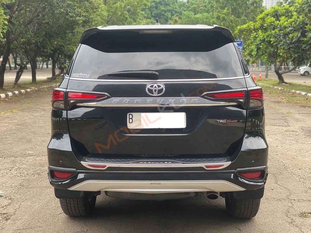 Mobil Toyota Fortuner 2017