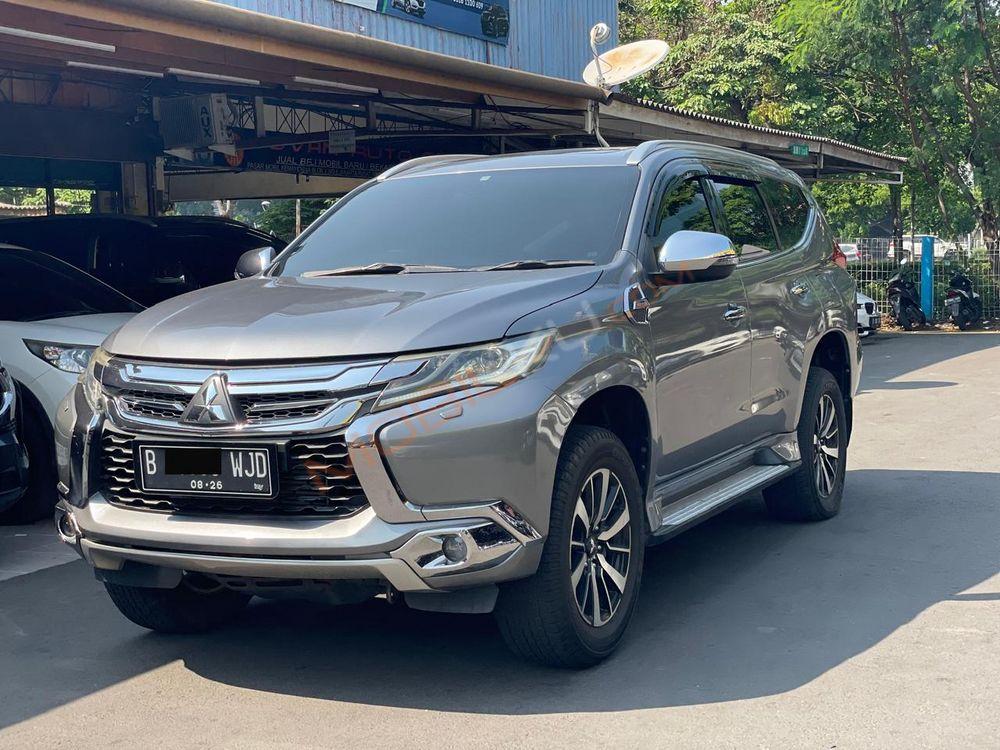 Mobil Mitsubishi Pajero Sport 2016