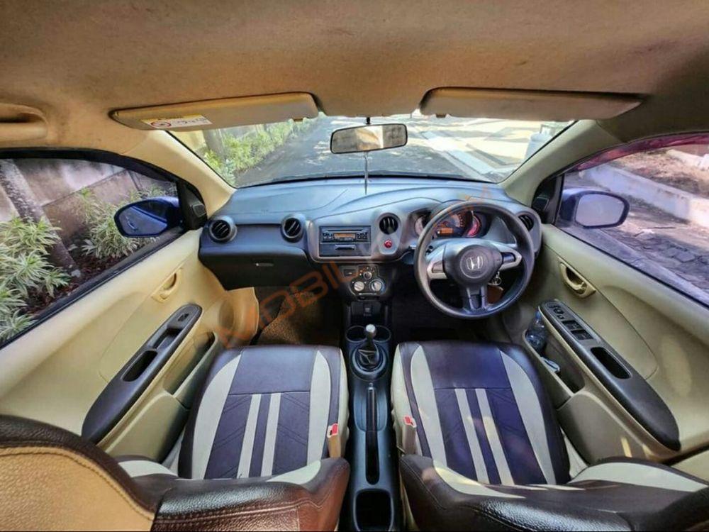 Mobil Honda Brio 2014