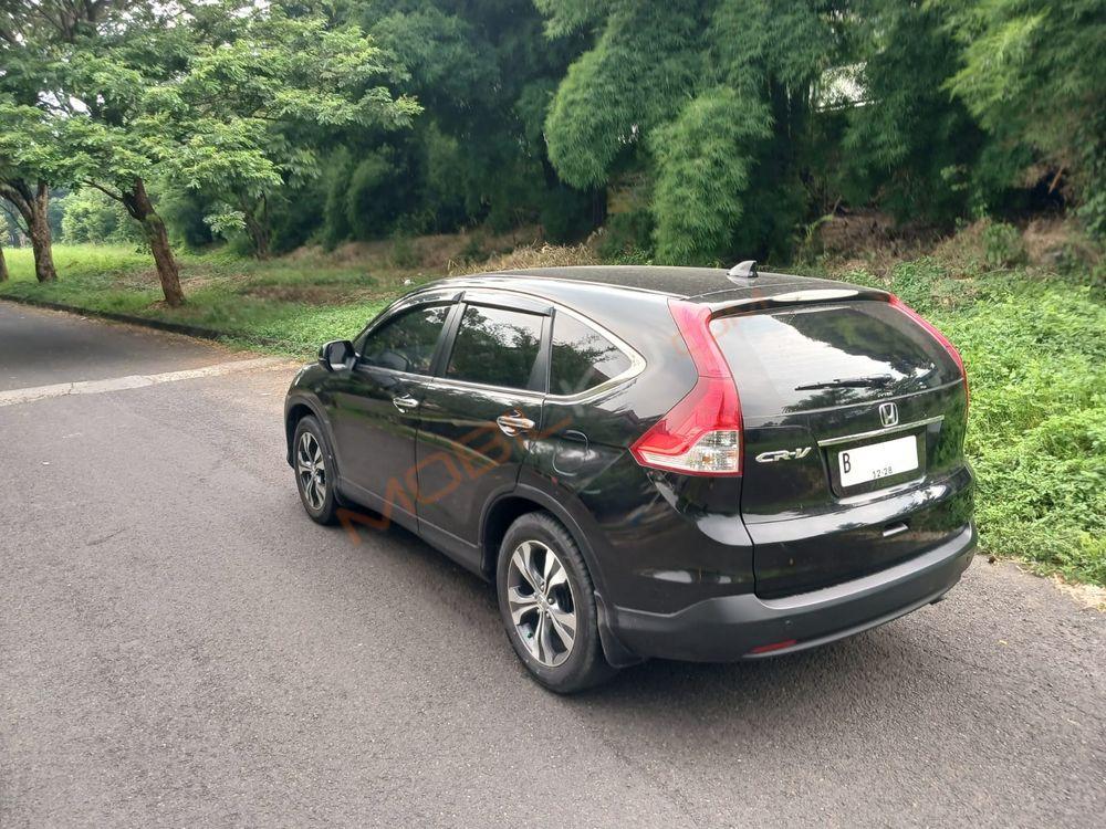 Mobil Honda CR-V 2013