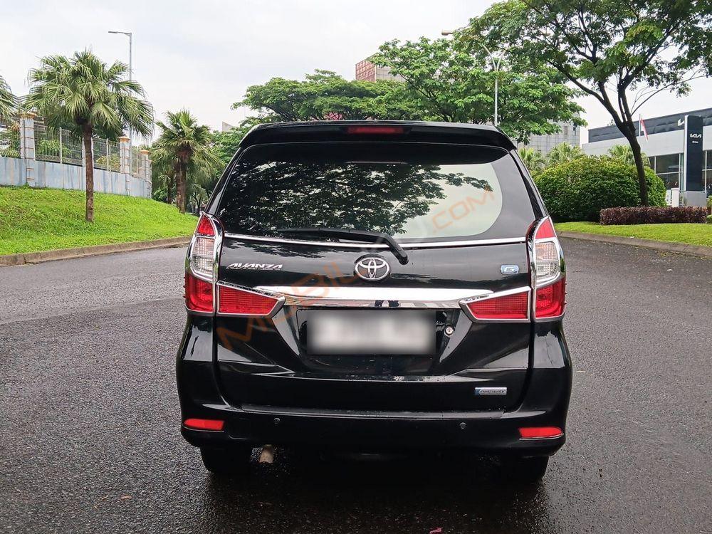 Mobil Toyota Avanza 2017