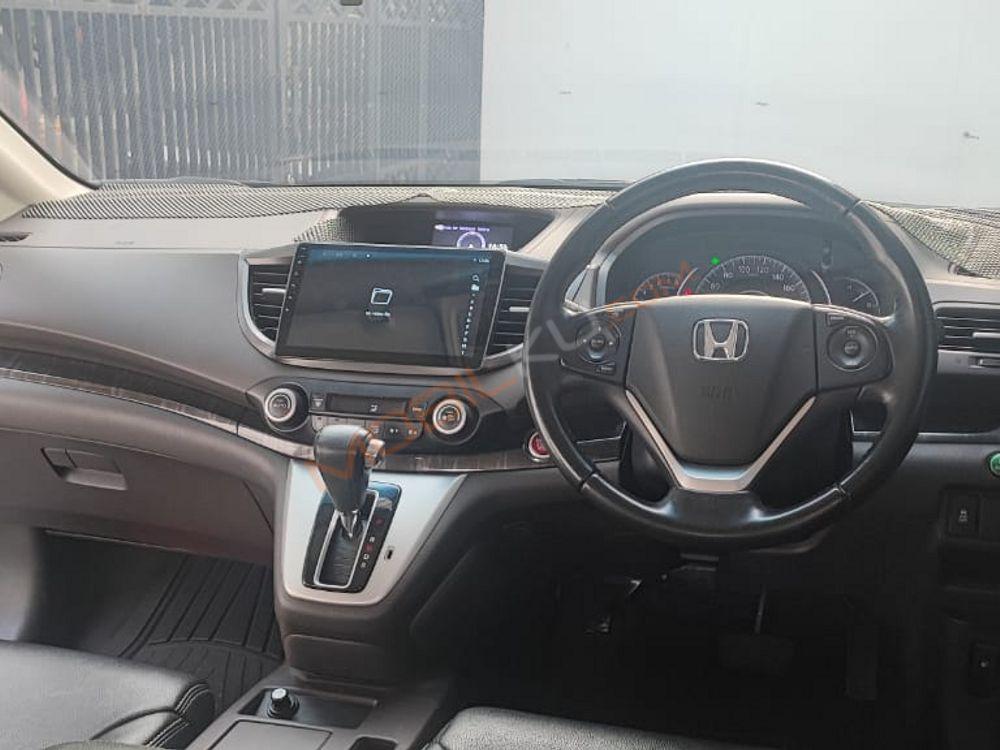Mobil Honda CR-V 2014