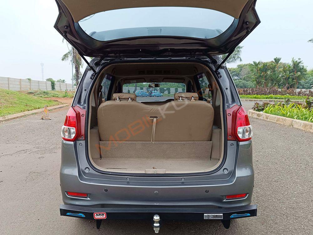 Mobil Suzuki Ertiga 2014