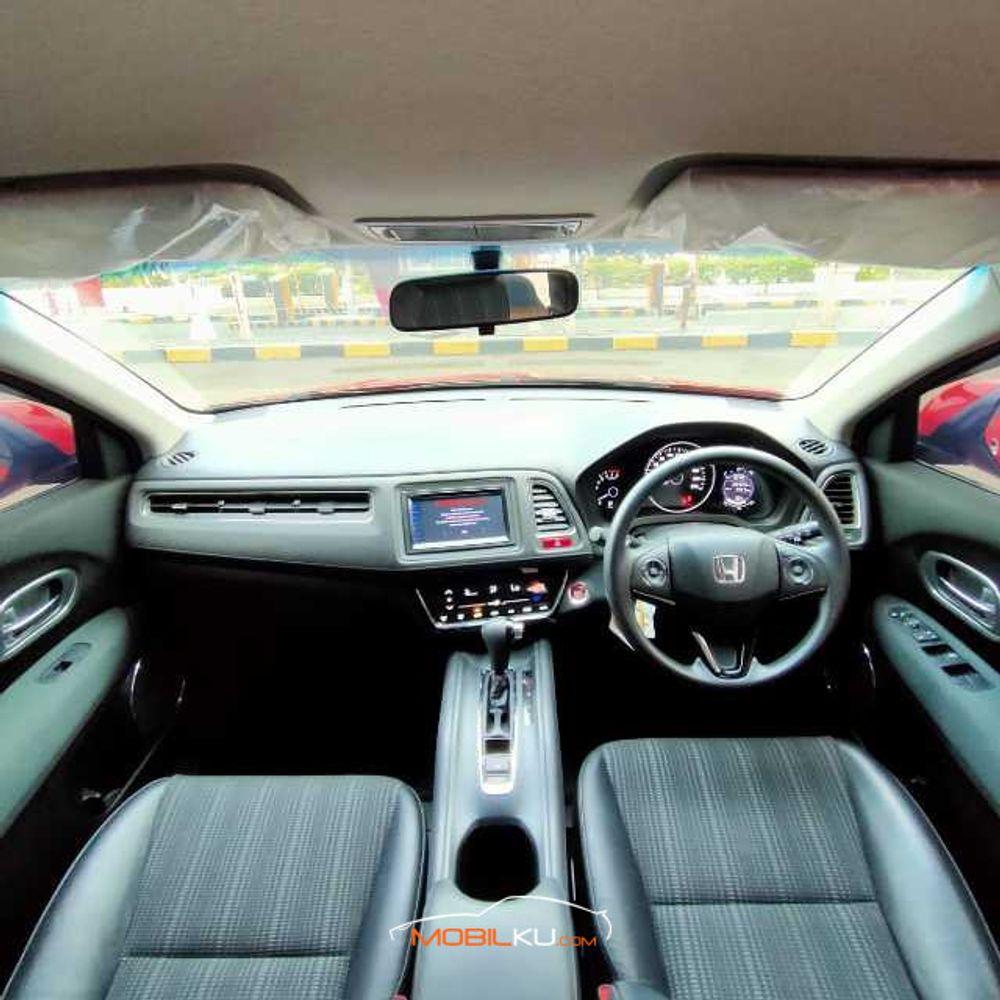 Mobil Honda HR-V 2016