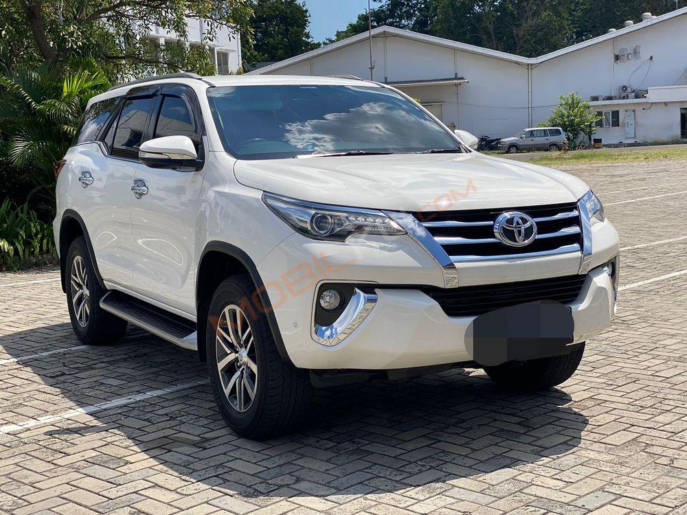 Mobil Toyota Fortuner 2017