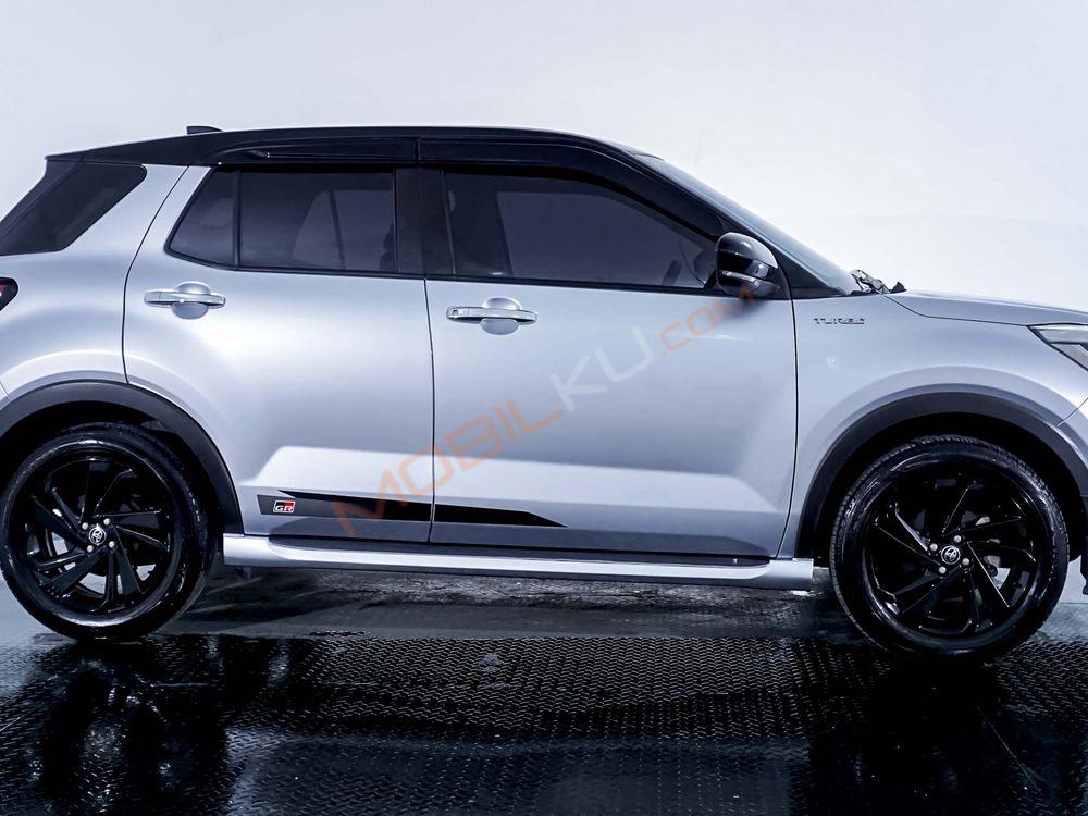 Mobil Toyota Raize 2022