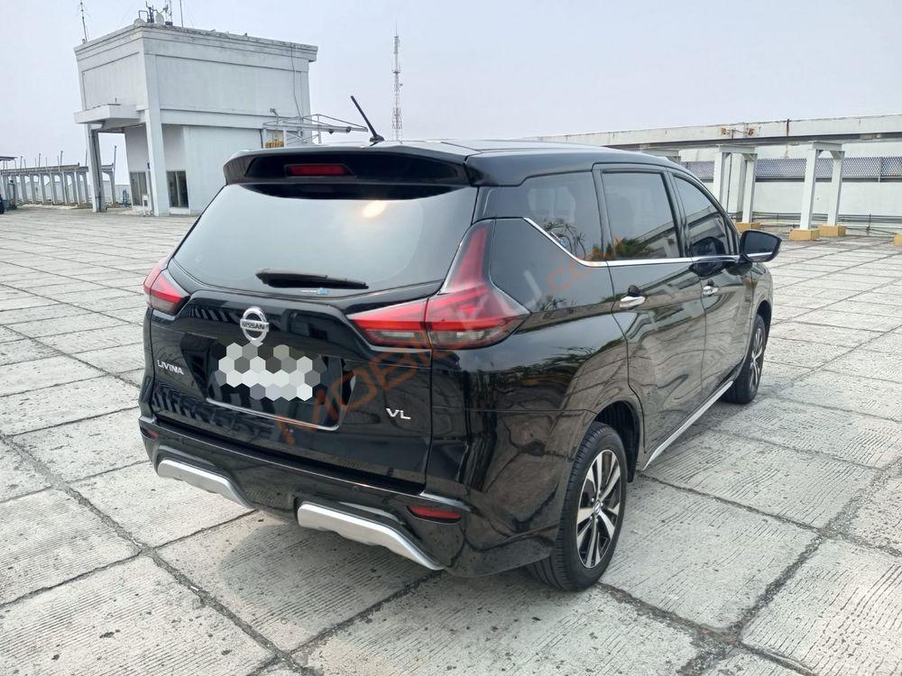Mobil Nissan Livina 2022