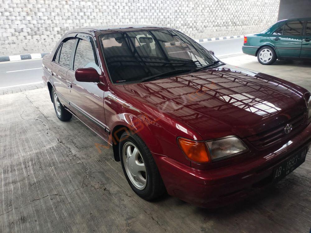 Mobil Toyota Soluna 2001