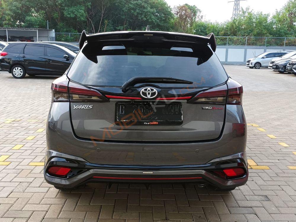 Mobil Toyota Yaris 2020