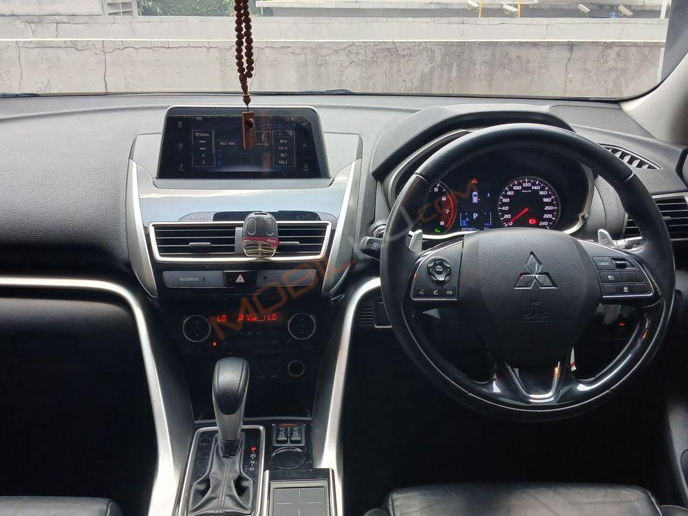 Mobil Mitsubishi Eclipse Cross 2019