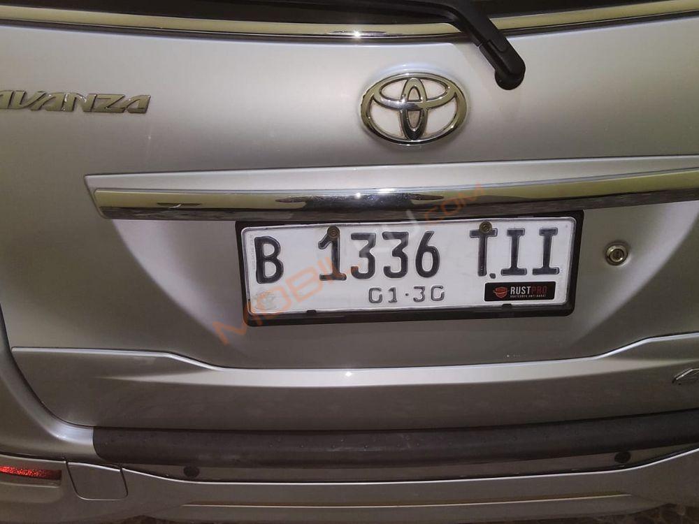 Mobil Toyota Avanza 2014