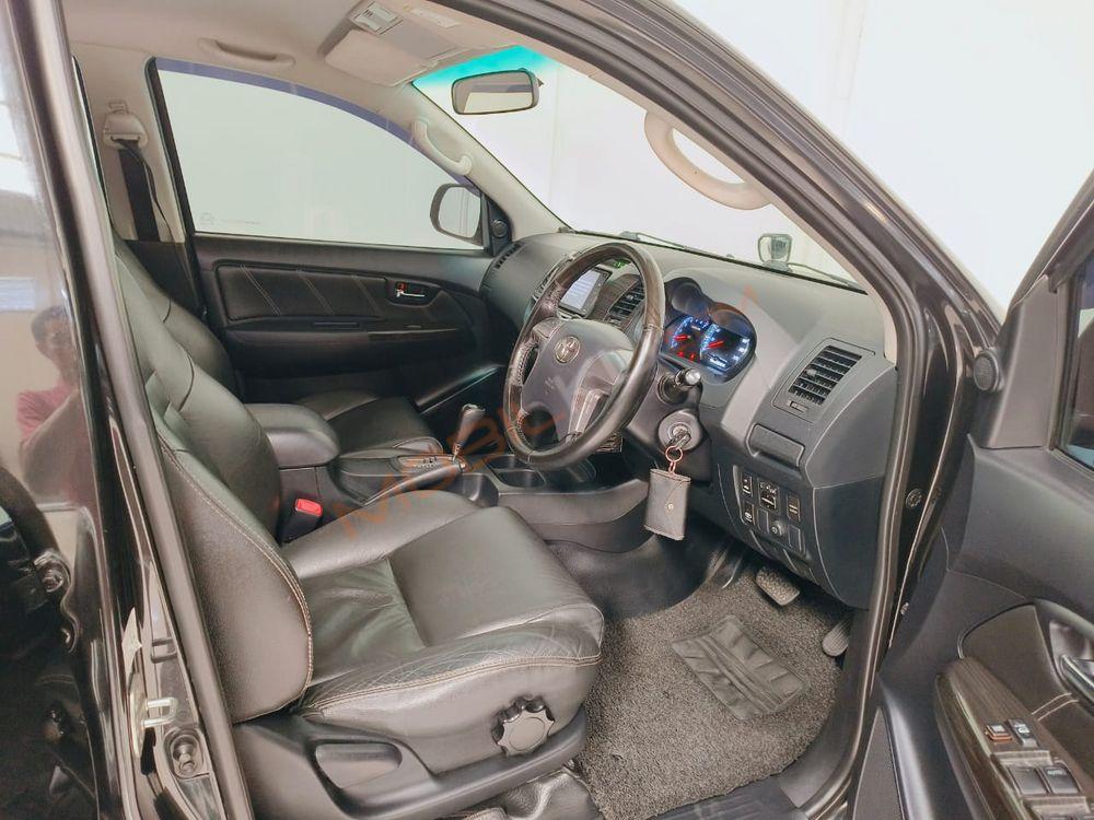 Mobil Toyota Fortuner 2014